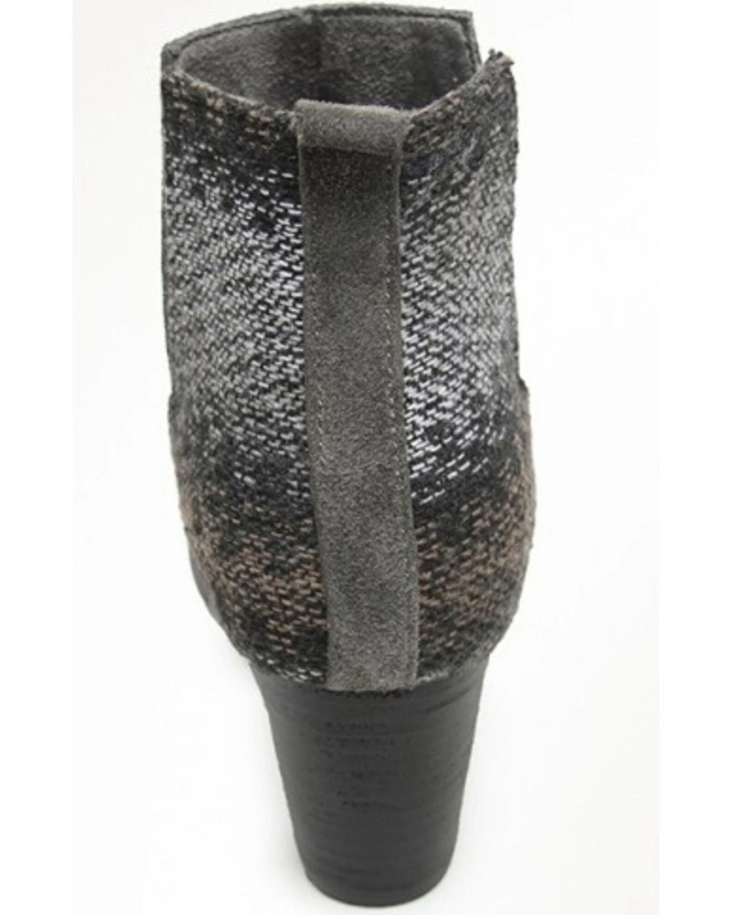 Minnetonka Women's Mari Suede Booties - Round Toe 4 Minnetonka Women's Mari Suede Booties - Round Toe - Image 2