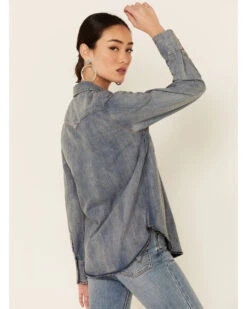 STS Ranchwear Women's Claira Denim Long Sleeve Pearl Snap Western Shirt 10 STS Ranchwear Women's Claira Denim Long Sleeve Pearl Snap Western Shirt -Country Clothing Store 2000285685 400 P4