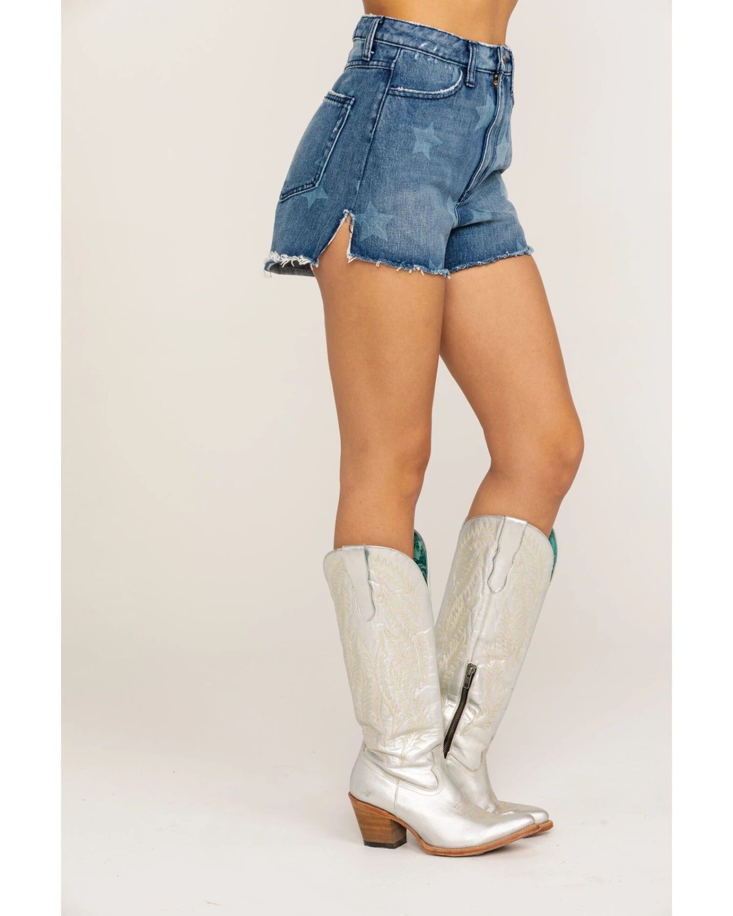 Show Me Your Mumu Women's Arizona High Waisted Stellar Star Shorts 4 Show Me Your Mumu Women's Arizona High Waisted Stellar Star Shorts - Image 2