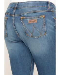 Wrangler Retro Women's Mae Mid Rise Jeans - Plus -Country Clothing Store 2000315242 400 P4
