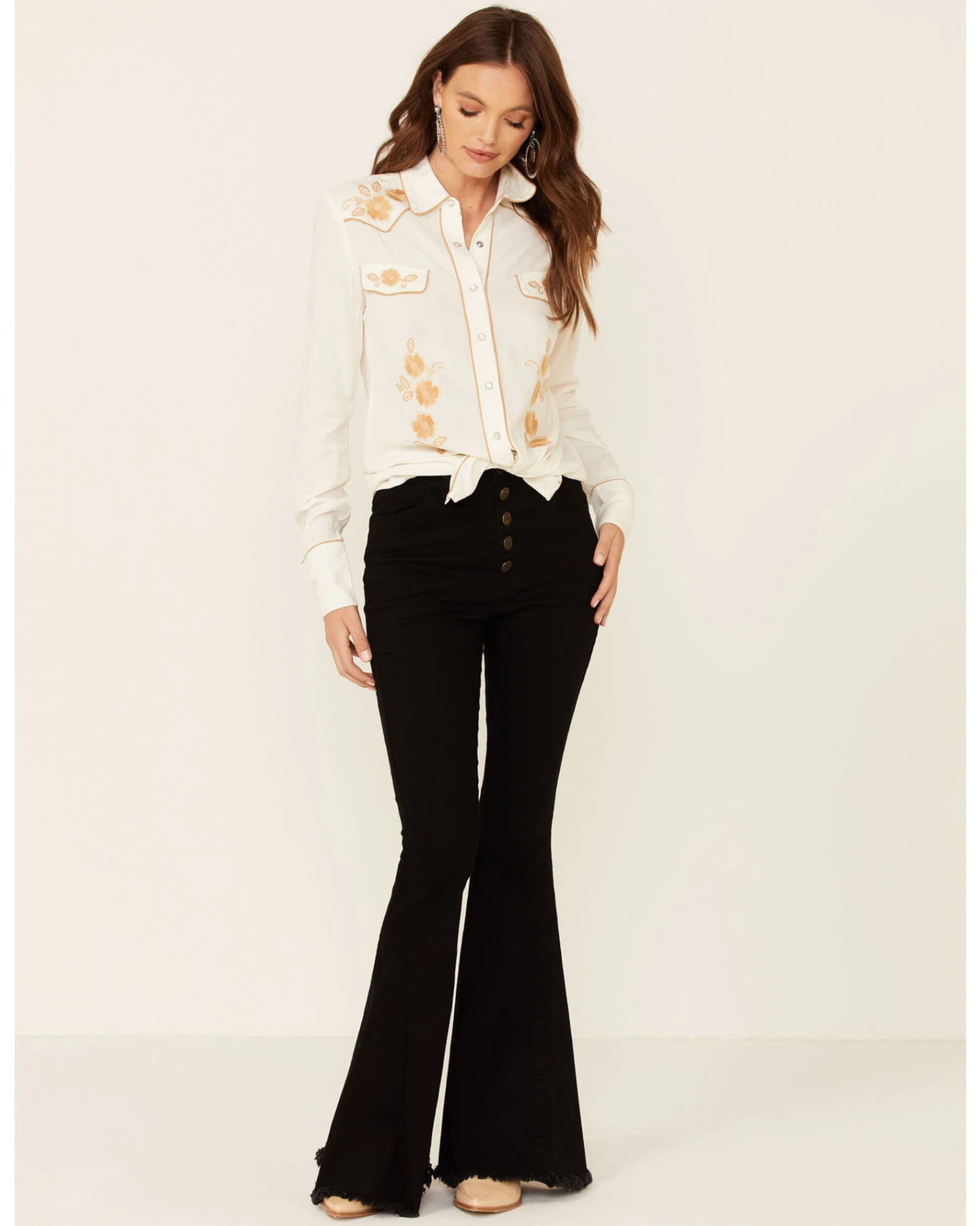 ROPER Stetson Women's Poly Crepe Retro Embroidered Long Sleeve Snap Western Shirt 4 ROPER Stetson Women's Poly Crepe Retro Embroidered Long Sleeve Snap Western Shirt - Image 2