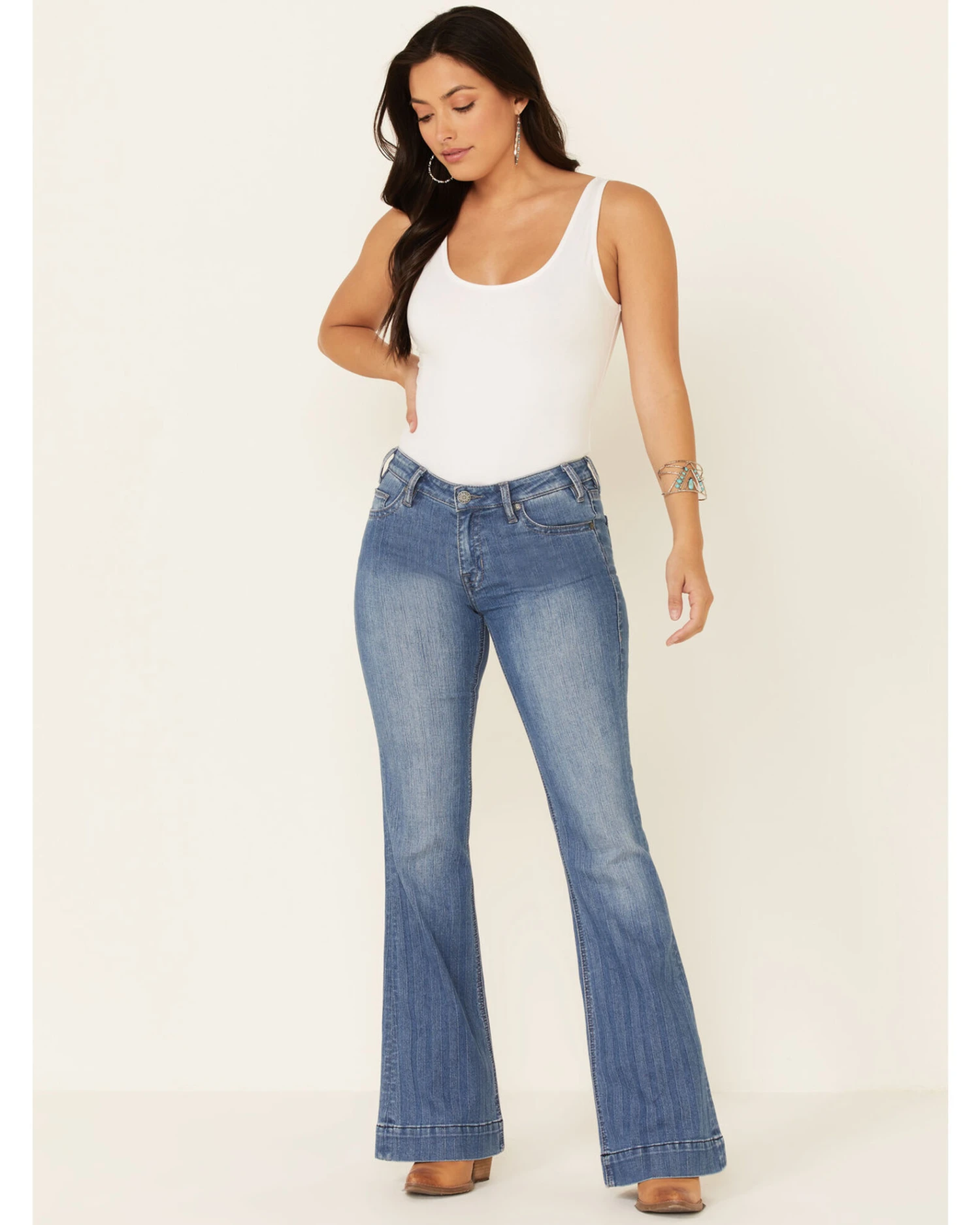 Rock & Roll Denim Women's Medium Wash Herringbone Stripe Mid Rise Trouser Jean 6 Rock & Roll Denim Women's Medium Wash Herringbone Stripe Mid Rise Trouser Jean - Image 4