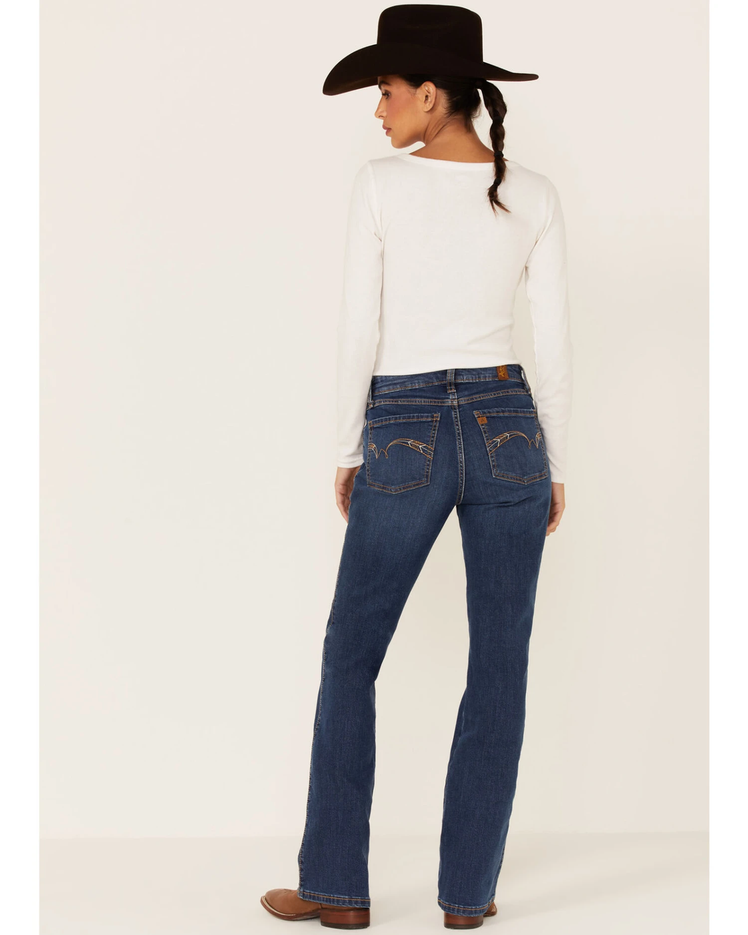 Wrangler Women's Aura Jennifer Dark Wash Bootcut Jeans 5 Wrangler Women's Aura Jennifer Dark Wash Bootcut Jeans - Image 3