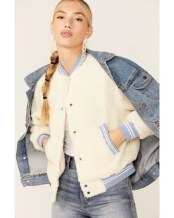Wrangler Women's Sherpa Bomber Jacket -Country Clothing Store 2000341588 103 P1