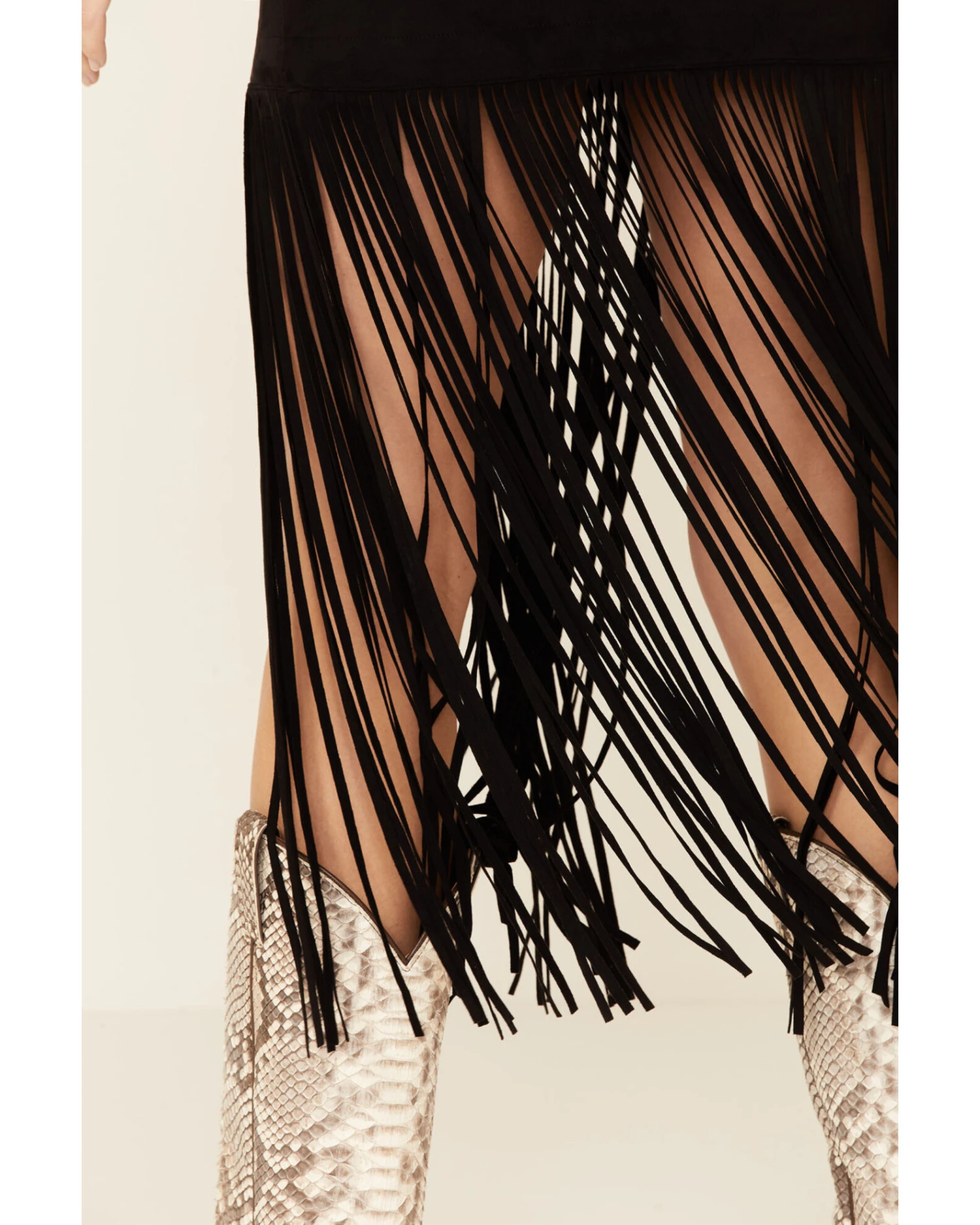 Idyllwind Women's Rocker Faux Suede Skirt 4 Idyllwind Women's Rocker Faux Suede Skirt - Image 2