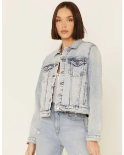 Driftwood Women's Light Wash Patchwork Cropped Button-Front Denim Jacket -Country Clothing Store 2000344289 400 P1