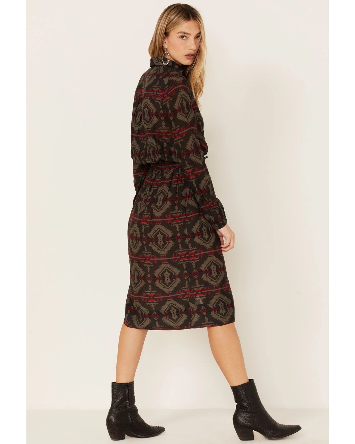 Stetson Women's Brown Southwestern Print Belted Dres 3 Stetson Women's Brown Southwestern Print Belted Dres