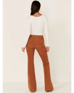 Idyllwind Women's Pecan High Rise Flare Stretch Corduroy Pants -Country Clothing Store 2000352050 202 P4