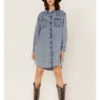 Wrangler Women's Medium Wash Denim Long Sleeve Western Snap Shirtdress 1 Wrangler Women's Medium Wash Denim Long Sleeve Western Snap Shirtdress -Country Clothing Store 2000358013 400 P2