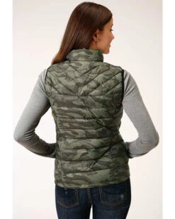Roper Women's Camo Quilted Puffer Vest