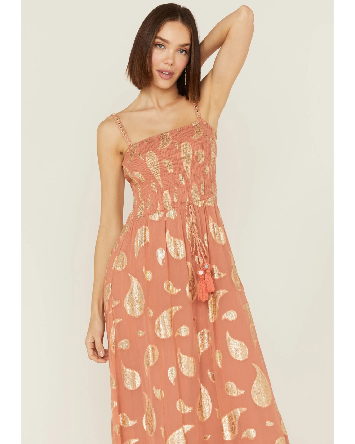 Z&L Women's Sophia Paisley Print Smocked Sleeveless Maxi Dress 3 Z&L Women's Sophia Paisley Print Smocked Sleeveless Maxi Dress