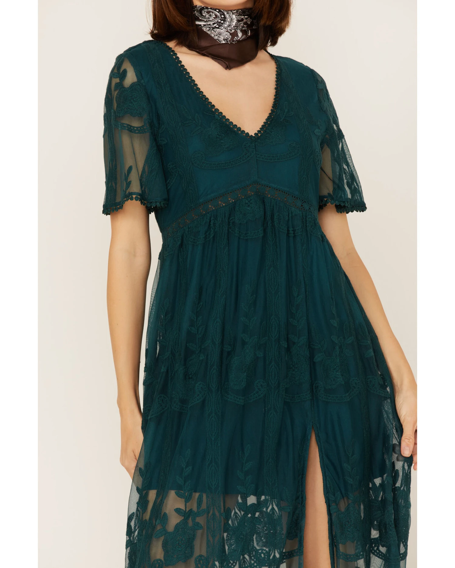 Shyanne Women's Lace Maxi Dress 5 Shyanne Women's Lace Maxi Dress - Image 3