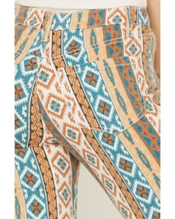 Shyanne Women's Mr. Super Flare Southwestern Flare Jeans -Country Clothing Store 2000365354 443 P4