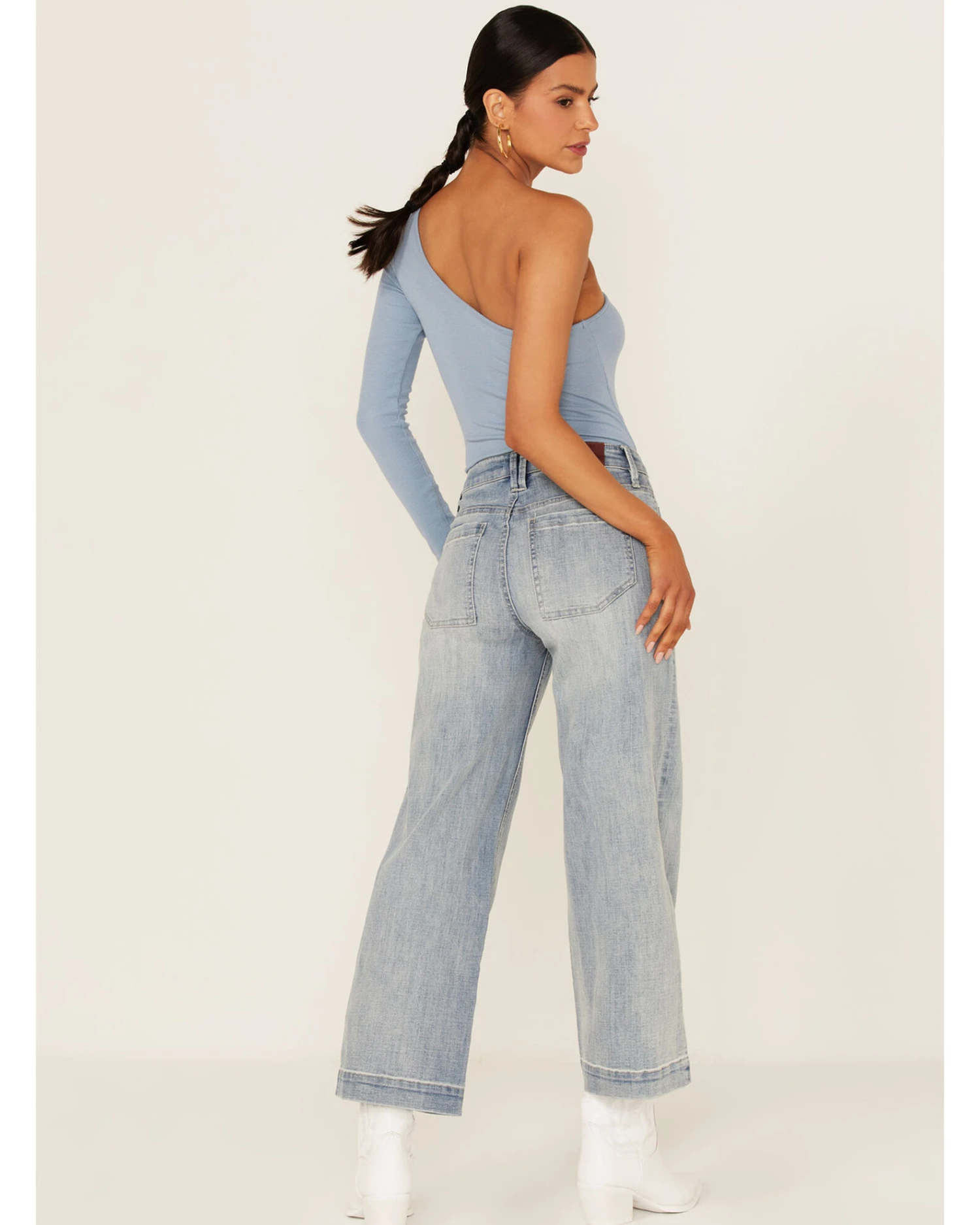 Unpublished Denim Women's Greta Lotus Crop Wide Jeans 6 Unpublished Denim Women's Greta Lotus Crop Wide Jeans - Image 4