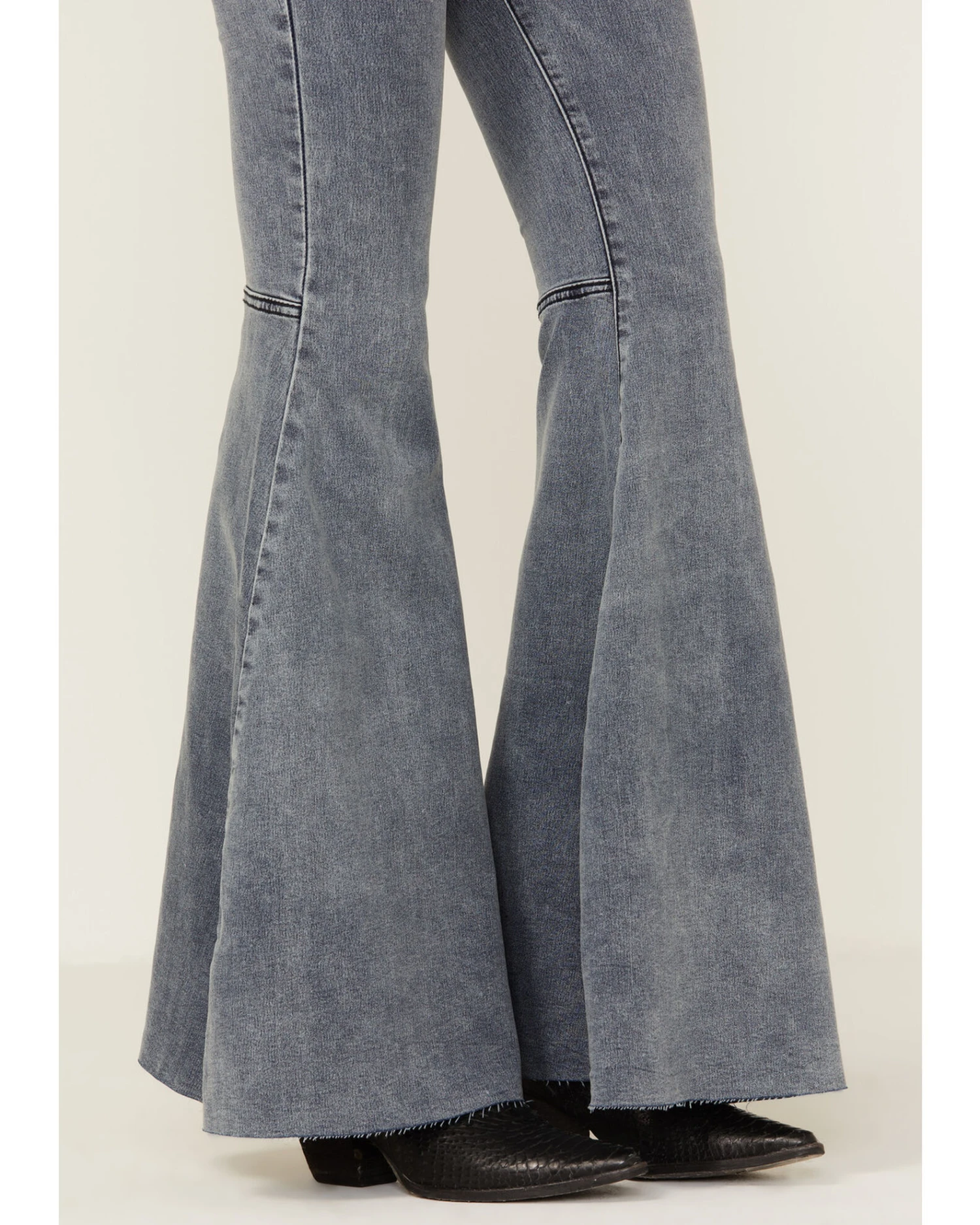 Free People Women's Just Float On Cloudy Indigo Flare Jeans 6 Free People Women's Just Float On Cloudy Indigo Flare Jeans - Image 4