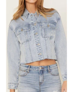 Cleo + Wolf Women's Light Wash Stretch Desert Scene Embroidered Cropped Denim Jacket -Country Clothing Store 2000373355 412 P3