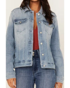 Idyllwind Women's Light Wash Wild Spirit Embroidered Denim Jacket -Country Clothing Store 2000373422 414 P2