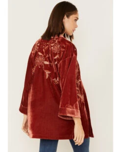 Mystree Women's Floral Embroidered Velvet Kimono -Country Clothing Store 2000378492 800 P4