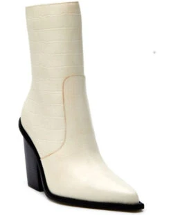 Matisse Women's Camille Western Booties - Snip Toe -Country Clothing Store 2000378880 100 P1