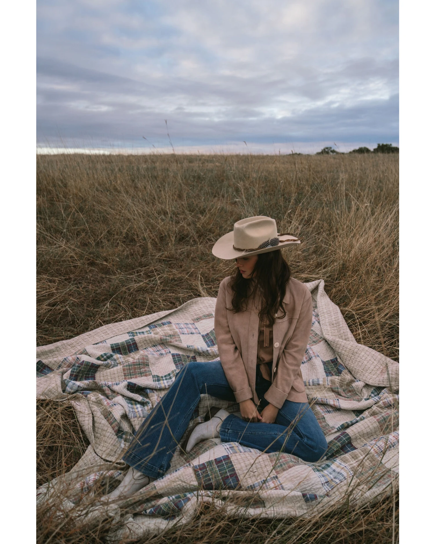 Idyllwind Women's Daiseta Genuine Suede Shacket 3 Idyllwind Women's Daiseta Genuine Suede Shacket