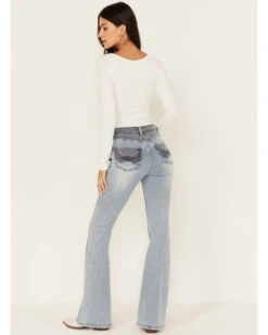 Idyllwind Women's Loma Light Wash Contrast Wash High Risin' Stretch Flare Jeans -Country Clothing Store 2000381427 412 P3