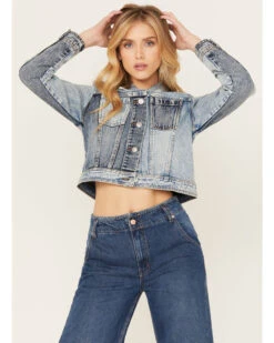 Cleo + Wolf Women's Light Wash Cropped Trucker Denim Jacket -Country Clothing Store 2000382918 413 P2