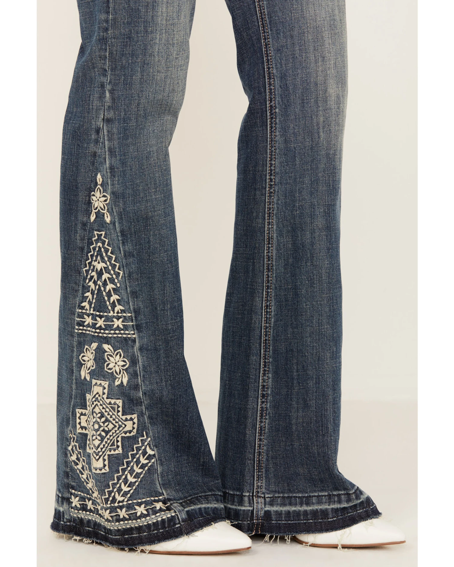 Rock & Roll Denim Women's Medium Wash Mid Rise Southwestern Print Trouser Jeans 3 Rock & Roll Denim Women's Medium Wash Mid Rise Southwestern Print Trouser Jeans