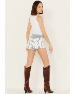 Shyanne Women's Light Wash High Rise Pull On Shorts -Country Clothing Store 2000386844 412 P3