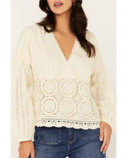Miss Me Women's Crochet Long Sleeve Top -Country Clothing Store 2000387327 110 P3