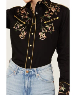 Rockmount Ranchwear Women's Floral Embroidered Long Sleeve Pearl Snap Western Shirt 8 Rockmount Ranchwear Women's Floral Embroidered Long Sleeve Pearl Snap Western Shirt -Country Clothing Store 2000393805 001 P3
